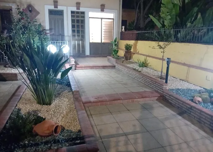 Casa Vacanza \' A Casa Dei Nonni 2 \'